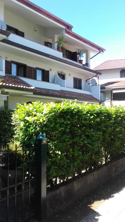 Appartamento Bilocale Dante Stresa Buitenkant foto